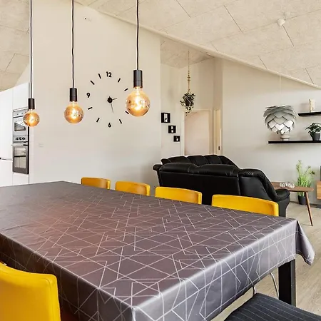 10 Person In Idestrup-by Traum Feriehus