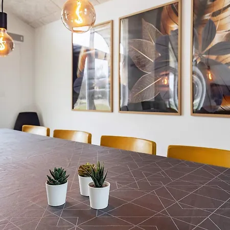 10 Person In Idestrup-by Traum *